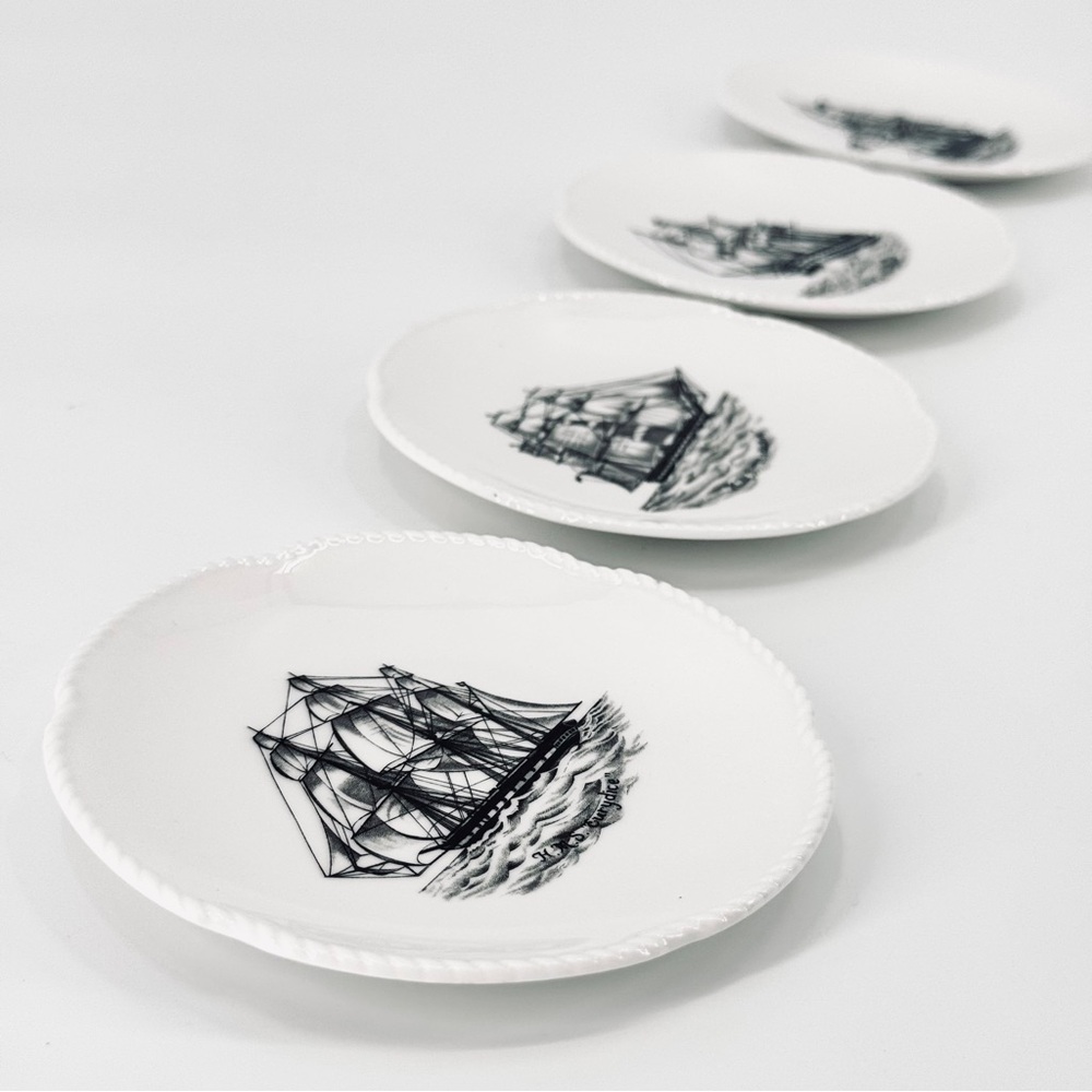 VTG Spode Set-off-4 English Bone China Ship 4” Plates - Picture 2 of 11